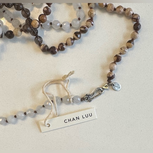 Chan Luu Elegant Brown and White Beaded Necklace - Picture 7 of 10